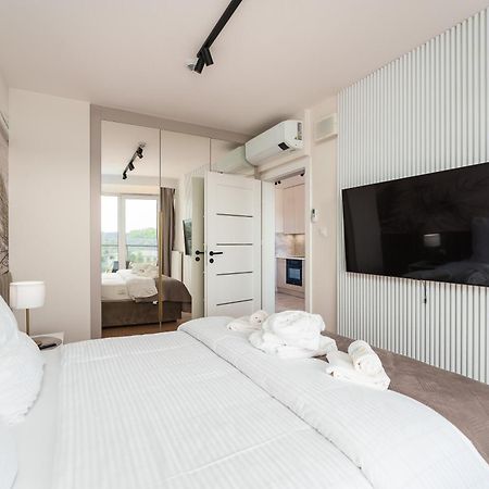 Apartament Delux Kasprowicza 20C Prywatny Parking Basen Sauna Oraz Silownia W Cenie Колобжег Екстер'єр фото