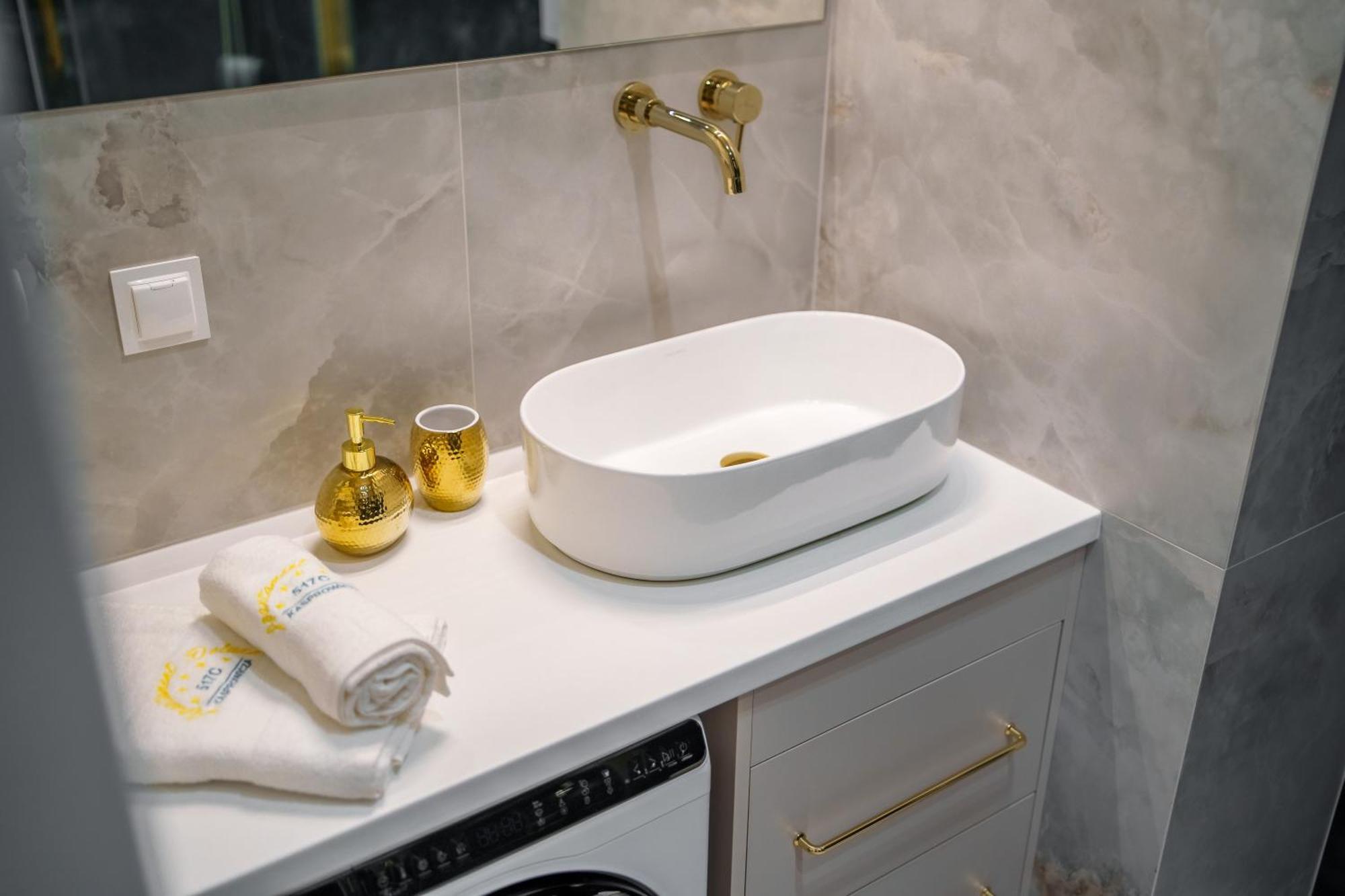 Apartament Delux Kasprowicza 20C Prywatny Parking Basen Sauna Oraz Silownia W Cenie Колобжег Екстер'єр фото